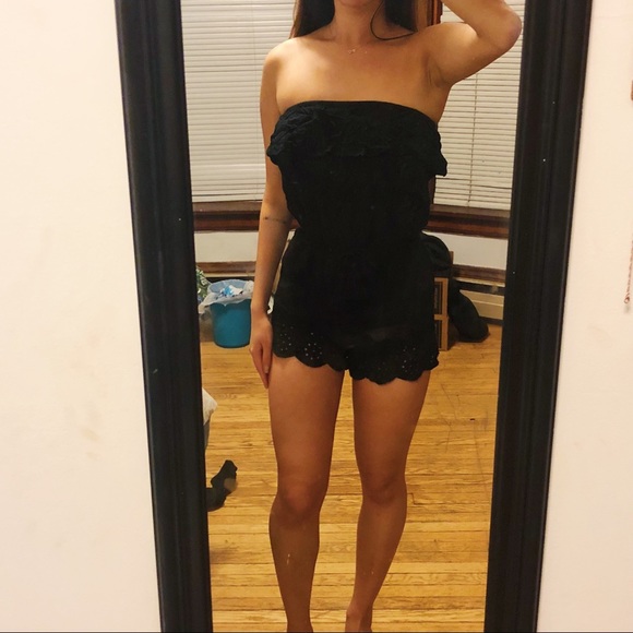 Black Lace Frill Strapless Romper - Picture 1 of 6
